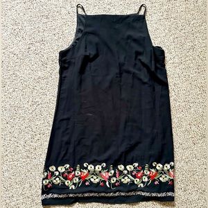 Bisou Bisou embroidered black tank dress
